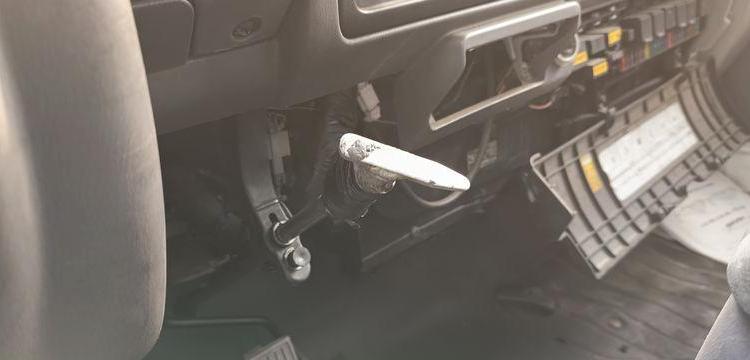 NISSAN CABSTAR AVEC NACELLE MULTITEL 180ALUAF – 18 M – 3535 HEURES – 59377 KMS BLANC 805ANM59