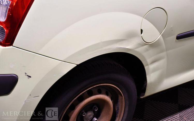 RENAULT TWINGO 1.2 LEV 75CH AUTHENTIQUE JAUNE AB-016-FM