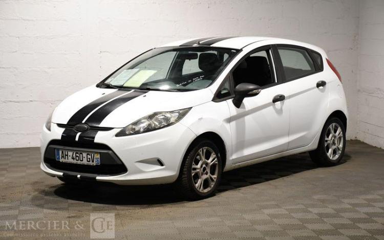 FORD FIESTA 1,2 80CH AMBIENTE BLANC AH-460-GV