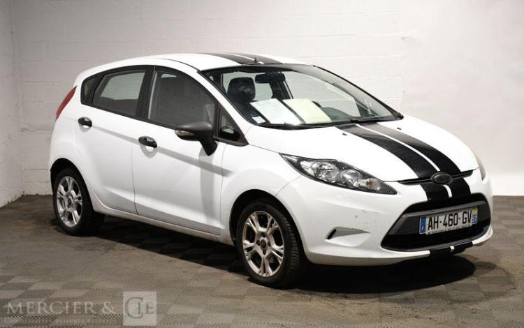 FORD FIESTA 1,2 80CH AMBIENTE BLANC AH-460-GV