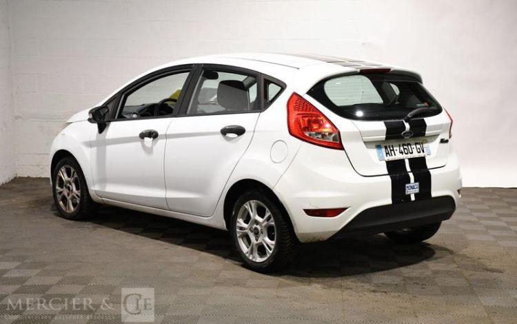 FORD FIESTA 1,2 80CH AMBIENTE BLANC AH-460-GV