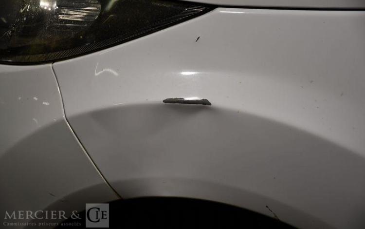 FORD FIESTA 1,2 80CH AMBIENTE BLANC AH-460-GV