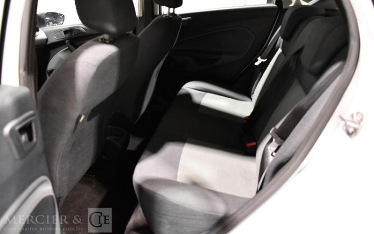 FORD FIESTA 1,2 80CH AMBIENTE BLANC AH-460-GV