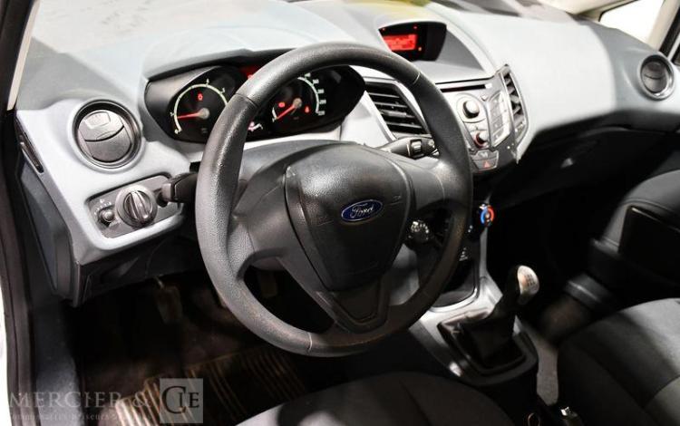 FORD FIESTA 1,2 80CH AMBIENTE BLANC AH-460-GV