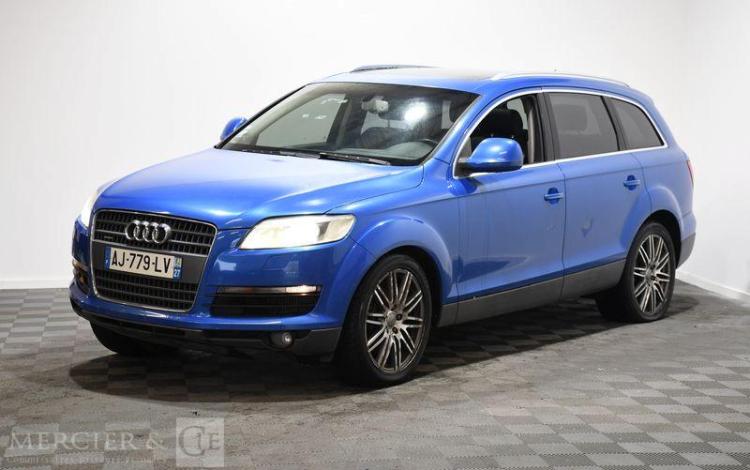 AUDI Q7 3.0 TDI 233 BLEU AJ-779-LV