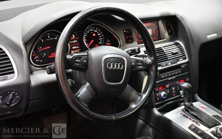 AUDI Q7 3.0 TDI 233 BLEU AJ-779-LV