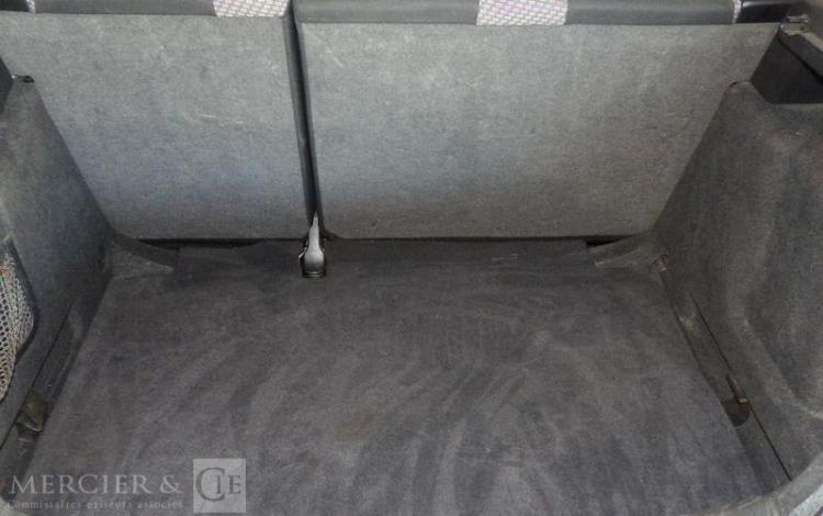 SEAT LEON 1.9 TDI 105 REFERENCE NOIR AP-703-TQ