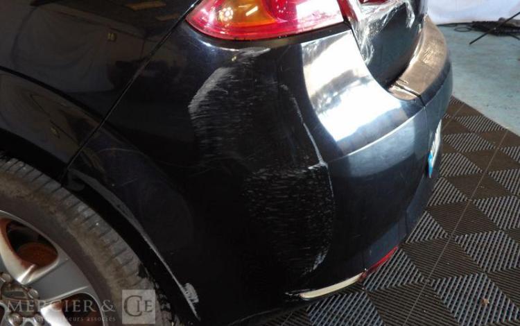 SEAT LEON 1.9 TDI 105 REFERENCE NOIR AP-703-TQ