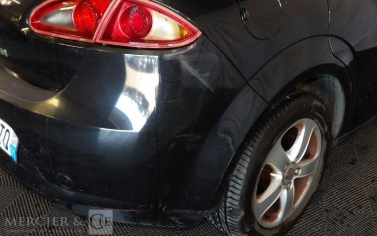 SEAT LEON 1.9 TDI 105 REFERENCE NOIR AP-703-TQ