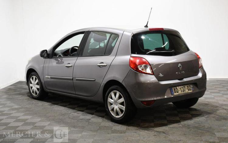 RENAULT CLIO 1.5 DCI 85CH DYNAMIQUE TOMTOM GRIS AQ-137-QZ