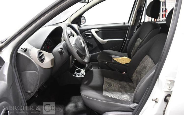 DACIA SANDERO 1,4 MPI GPL 75 AMBIANCE BLANC AR-848-AX