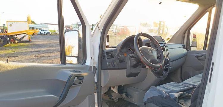MERCEDES SPRINTER II 906.633 310CDI 37 2.2 D DPF FOURGON MOYEN TOLE 3.5T 95 CV –  AN 2010 BLANC BA-111-TD