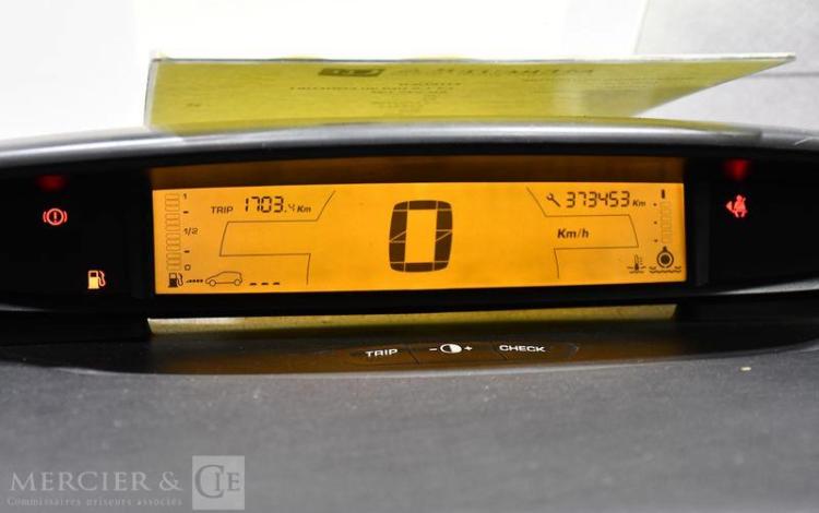 CITROEN C4 1,6 HDI 90 BLEU BD-945-LW