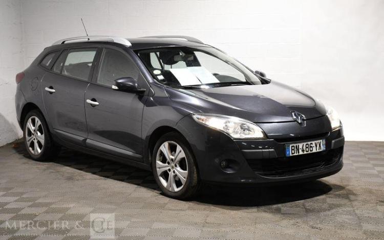 RENAULT MEGANE ESTATE 1,9 DCI 130 DYNAMIQUE NOIR BN-486-YX