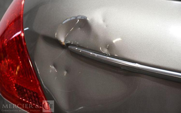 PEUGEOT 308 1,6 HDI 90 PREMIUM GRIS BQ-305-XB