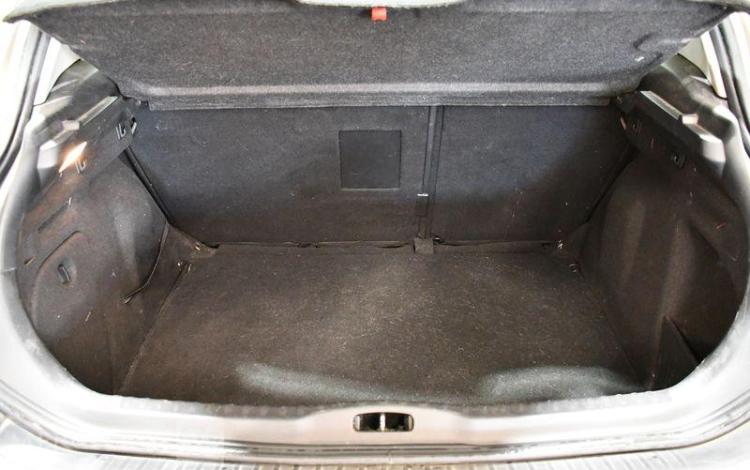 PEUGEOT 308 1,6 HDI 90 PREMIUM GRIS BQ-305-XB