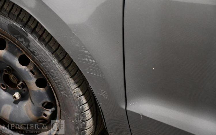 VOLKSWAGEN POLO 1.6 TDI 90 CONFORT LINE GRIS BQ-720-KA