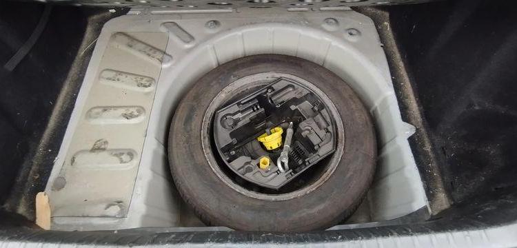 PEUGEOT 308 SOCIETE 1.6 HDI 90 PACK CD CLIM NOIR BS-202-NS