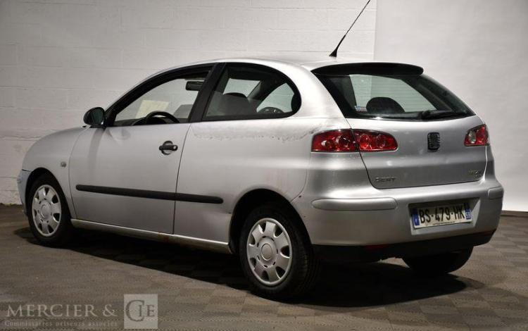 SEAT IBIZA 1,9 SDi 64CH FRESH PACK HYPE 3P GRIS BS-479-HK