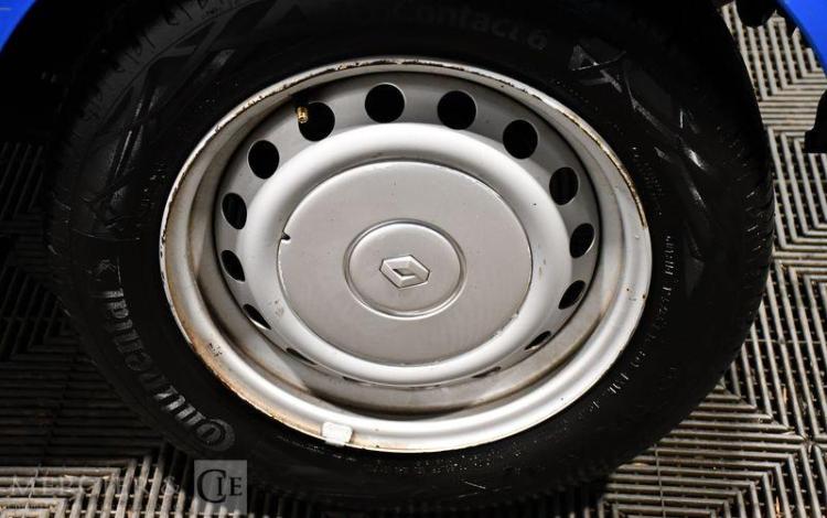 RENAULT TWINGO II DCI BLEU BT-914-MS