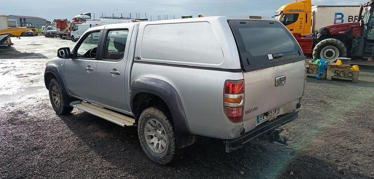 MAZDA BT50 PICKUP 2.5 MRZ-CD 4×4  DOUBLE CABINE 143CV – DIESEL 261179 KMS – ANNEE 2007 GRIS BV-889-SW