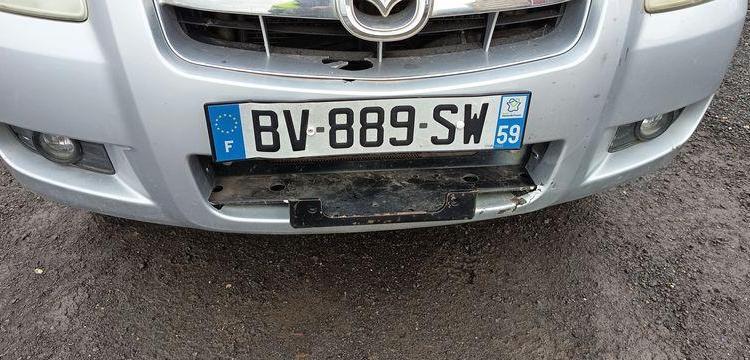 MAZDA BT50 PICKUP 2.5 MRZ-CD 4×4  DOUBLE CABINE 143CV – DIESEL 261179 KMS – ANNEE 2007 GRIS BV-889-SW