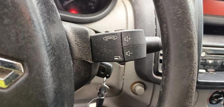 RENAULT TRAFIC II FOURGON PHASE 2 L1H1 1000kg 2.0 DCi 16V FAP 115 CV – DIESEL – AN 2011 BLANC BW-391-RA