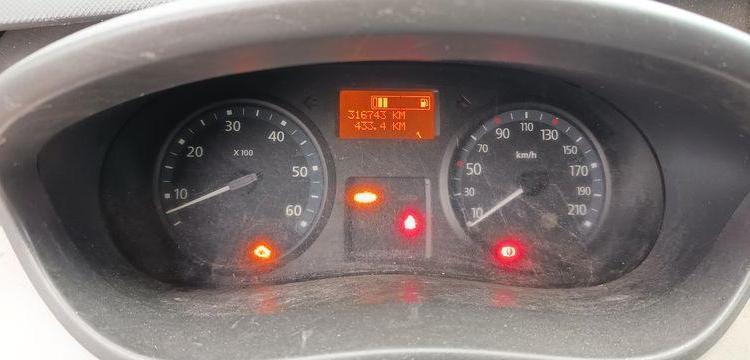 RENAULT TRAFIC II FOURGON PHASE 2 L1H1 1000kg 2.0 DCi 16V FAP 115 CV – DIESEL – AN 2011 BLANC BW-391-RA