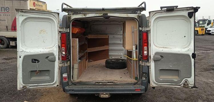 RENAULT TRAFIC II FOURGON PHASE 2 L1H1 1000kg 2.0 DCi 16V FAP 115 CV – DIESEL – AN 2011 BLANC BW-391-RA