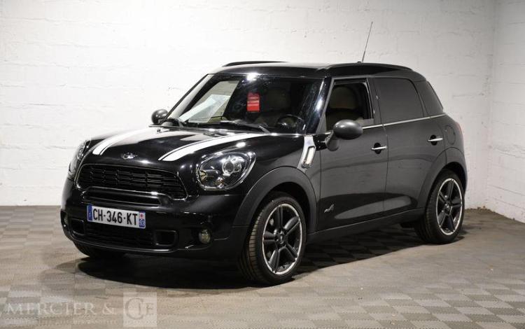 MINI COUNTRYMAN 2.0 SD 145 COOPER ALL4 NOIR CH-346-KT