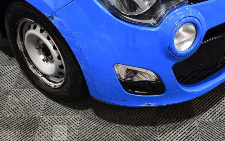 RENAULT TWINGO DCI BLEU CJ-728-AR