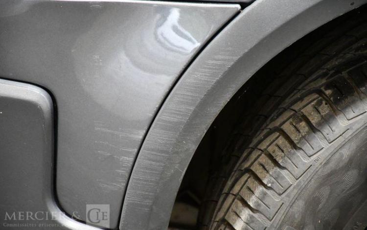 VOLVO XC90 2.4 D5 165 MOMENTUM AWD GEARTRONIC BVA 7 PLACES GRIS CL-057-NM