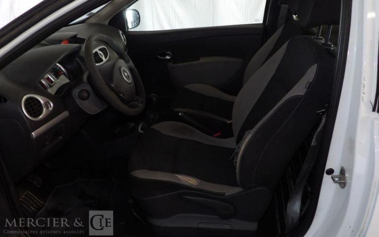 RENAULT CLIO III SOCIETE 1.5 DCI 85 AIR BLANC CL-827-PD