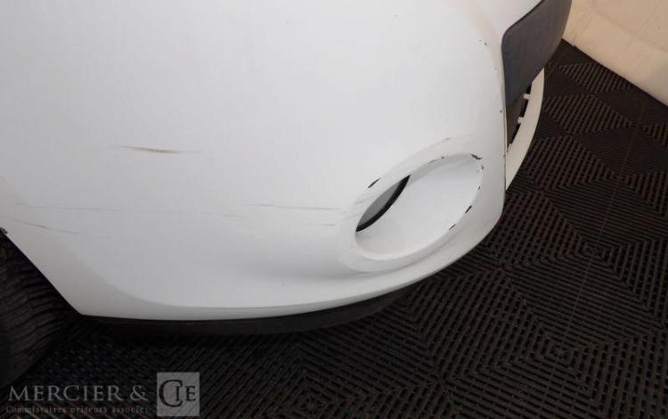 RENAULT CLIO III SOCIETE 1.5 DCI 85 AIR BLANC CL-827-PD