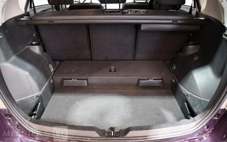 TOYOTA VERSO 2,0 D4D 125 SKYVIEW PRUNE CM-930-DP