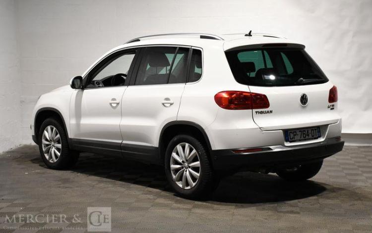 VOLKSWAGEN TIGUAN 2,0 TDI 140 SPORT STYLE 4 MOTION TIPTRONIC BVA BLANC CP-764-DT