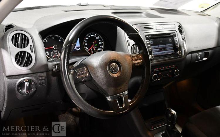 VOLKSWAGEN TIGUAN 2,0 TDI 140 SPORT STYLE 4 MOTION TIPTRONIC BVA BLANC CP-764-DT