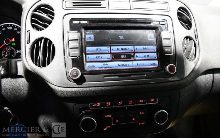 VOLKSWAGEN TIGUAN 2,0 TDI 140 SPORT STYLE 4 MOTION TIPTRONIC BVA BLANC CP-764-DT