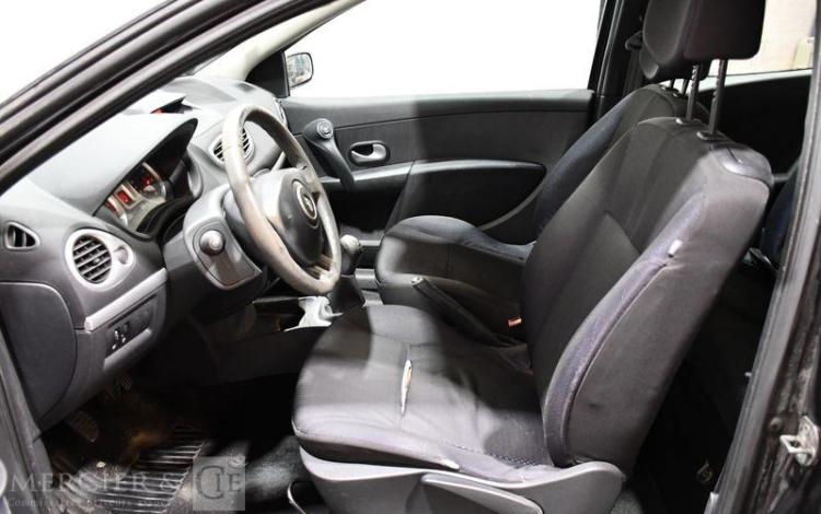 RENAULT CLIO 1,5 DCI 70 CONFORT DYNAMIQUE NOIR CS-047-DF