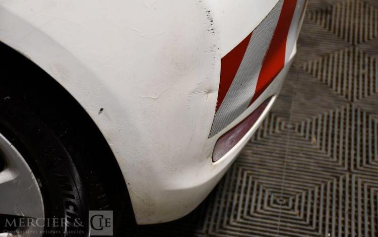 TOYOTA YARIS 1.5 VVTI 100H 75 HYBRID BUSINESS BVA BLANC CT-821-YW