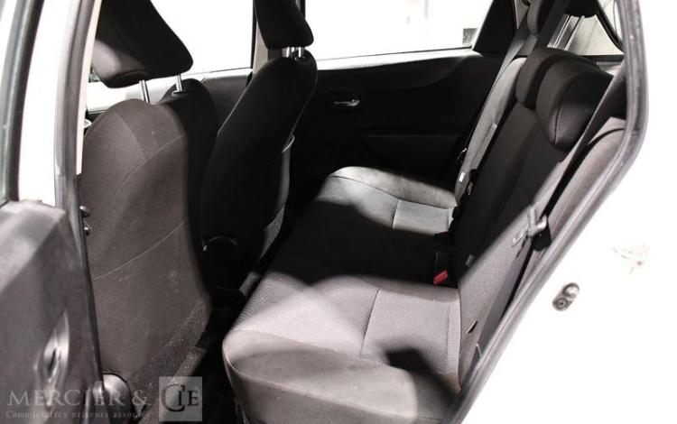 TOYOTA YARIS 1.5 VVTI 100H 75 HYBRID BUSINESS BVA BLANC CT-821-YW