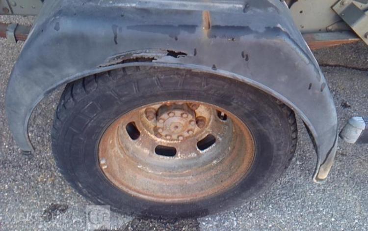 IVECO 35C13 2.3 D 125 BENNE SIMPLE CABINE COFFRE ROUGE CZ-373-FB