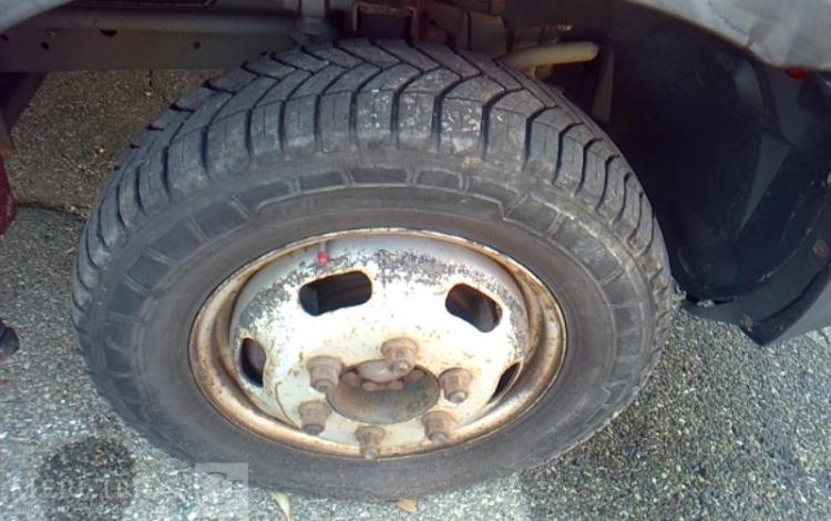 IVECO 35C13 2.3 D 125 BENNE SIMPLE CABINE COFFRE ROUGE CZ-373-FB