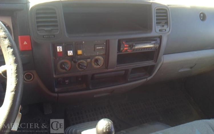 RENAULT MAXITY 120 DXI  NACELLE SUR VL 20M  5818H VERT CZ-941-ZM