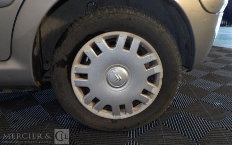 CITROEN C3 GENERATION-I 1.4 75CH EXCLUSIVE GRIS DA-044-JZ