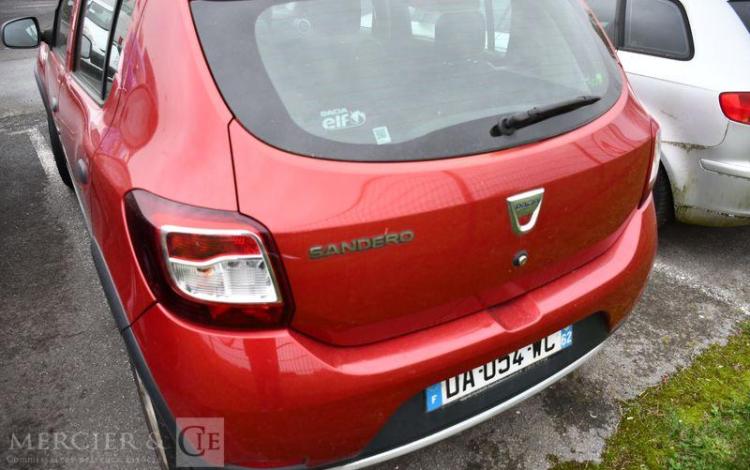 DACIA SANDERO 0.9 TCE 90ch ROUGE DA-054-WC