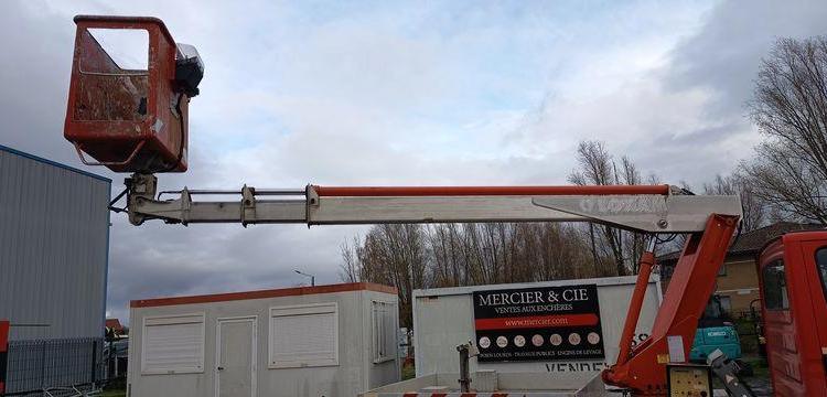 MULTITEL NACELLE 16M SUR VL LEGER  DA-996-BK