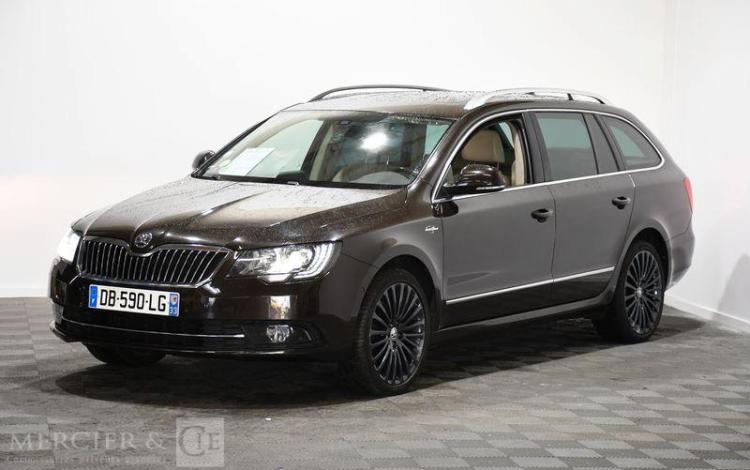 SKODA SUPERB COMBI 2.0 TDI 170 GREENTEC LAURIN KLEMENT 4X4 DSG NOIR DB-590-LG
