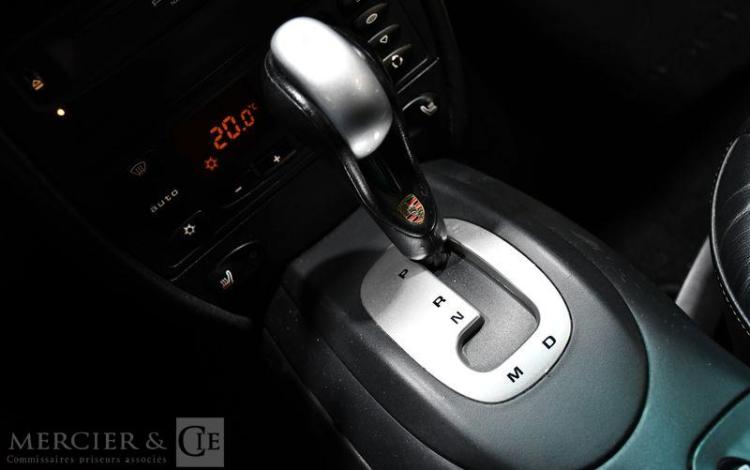 PORSCHE 996 CAB PH2 3.6 320ch CARRERA 4 GRIS DC-035-DS