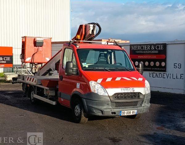 IVECO NACELLE 18M SUR VL LEGER  DD-006-AG